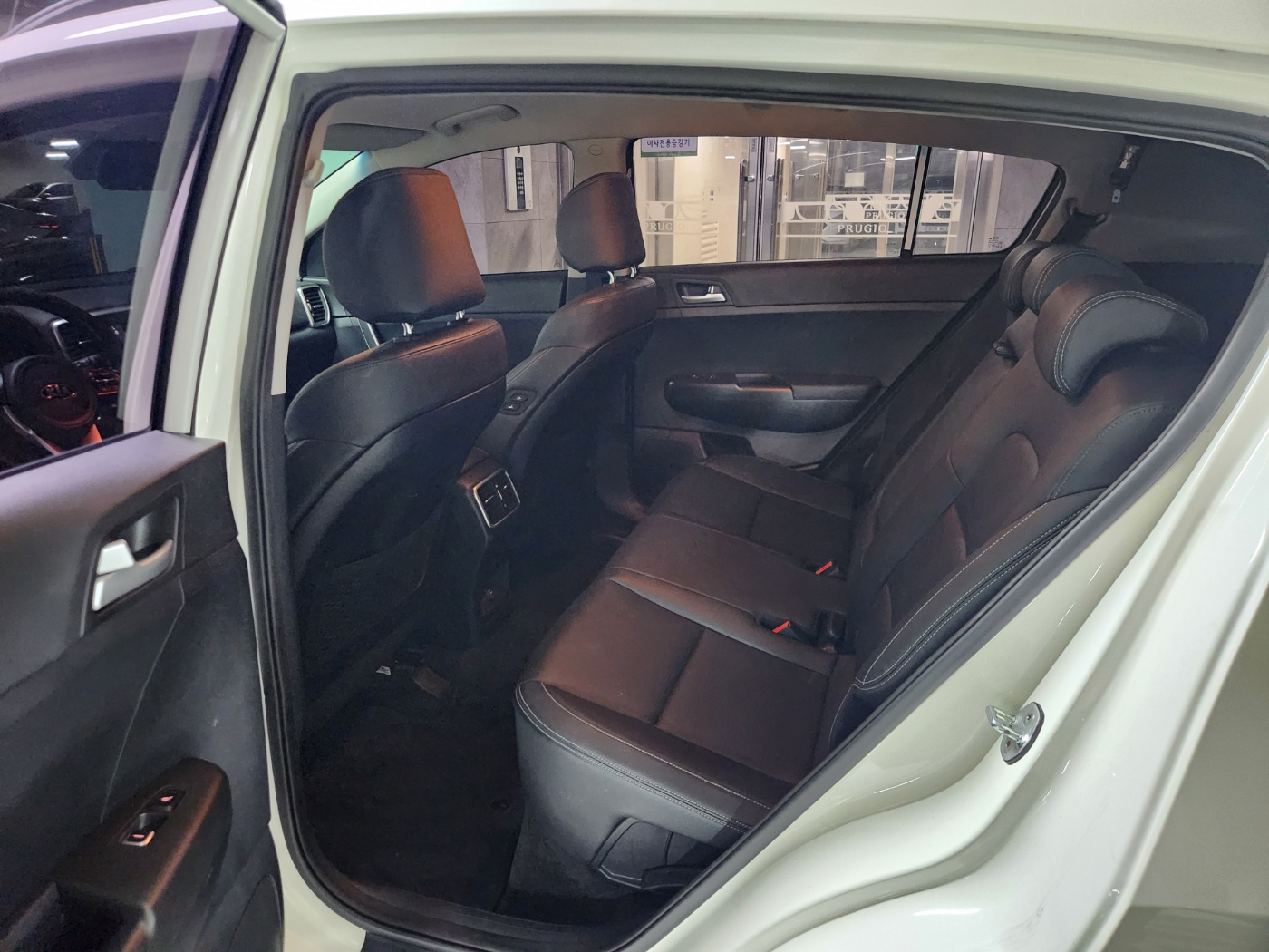 차량 이미지 9