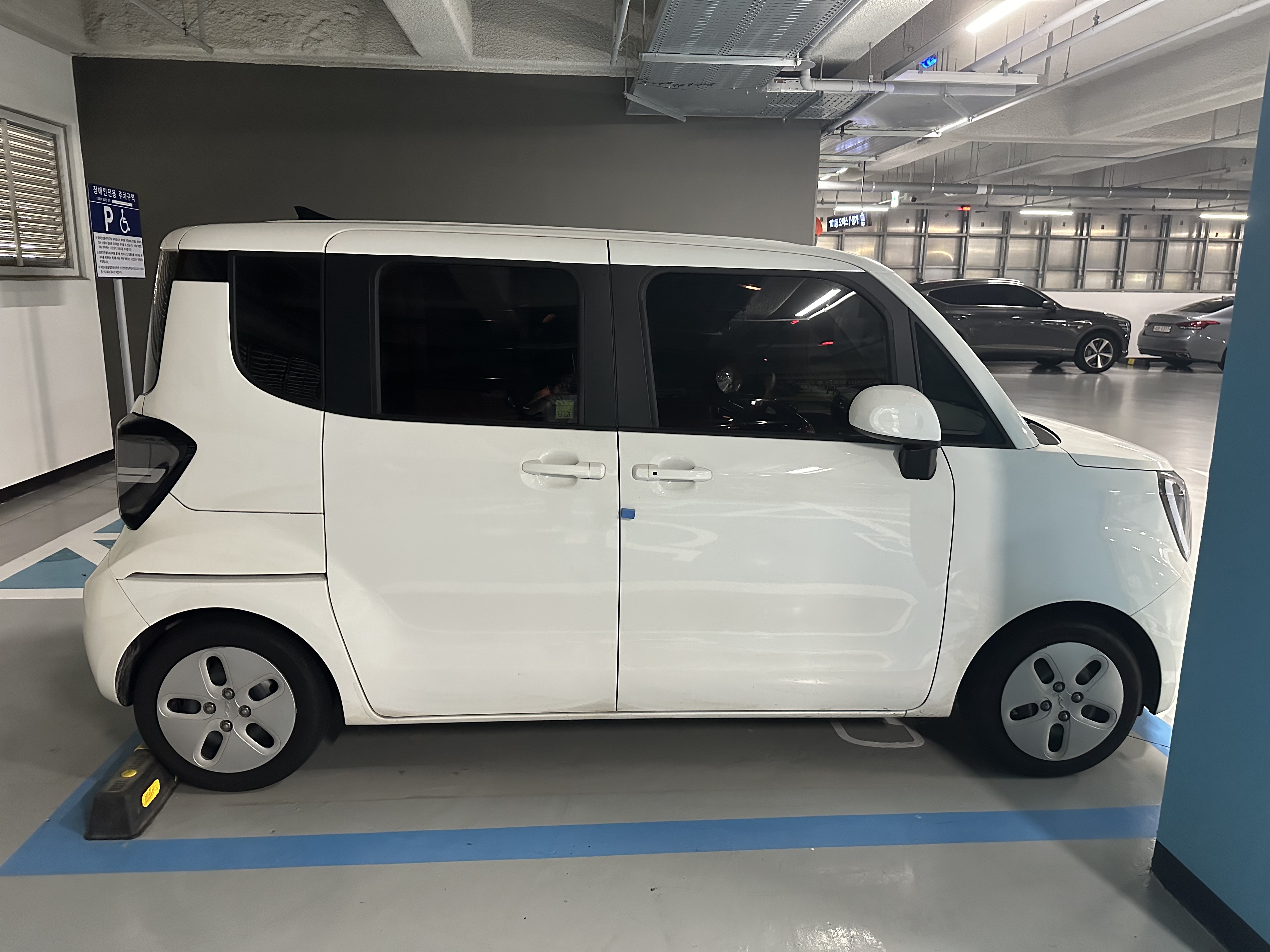 차량 이미지 8