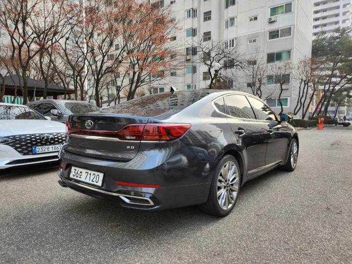 차량 이미지 7