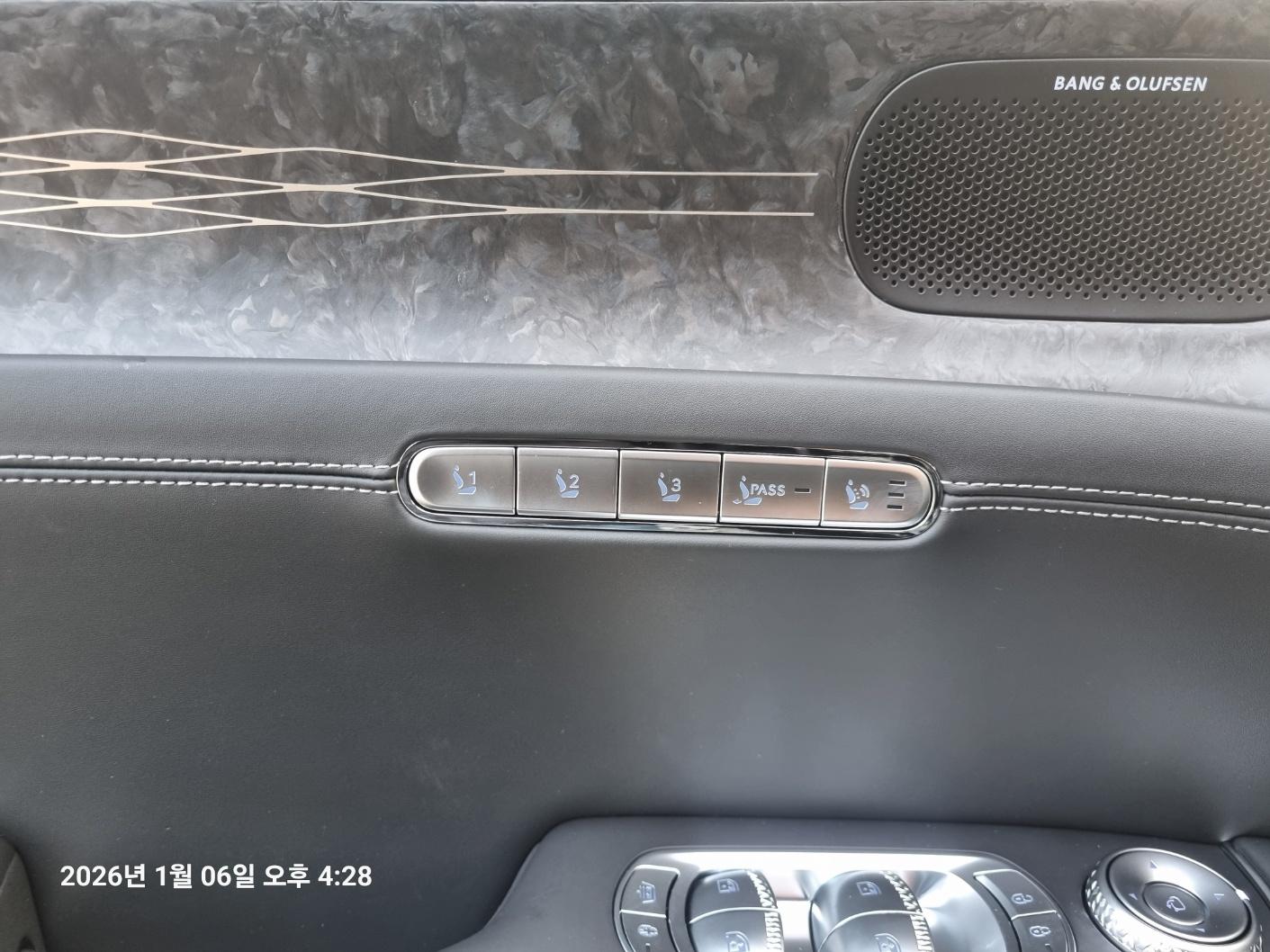 차량 이미지 14