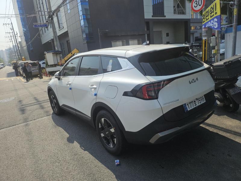 차량 이미지 8